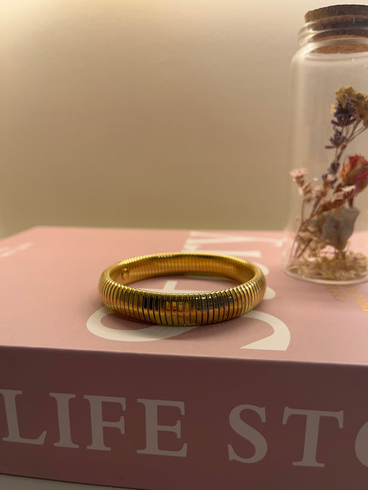 “Chic” Stretch Bangle Armband - Trendy