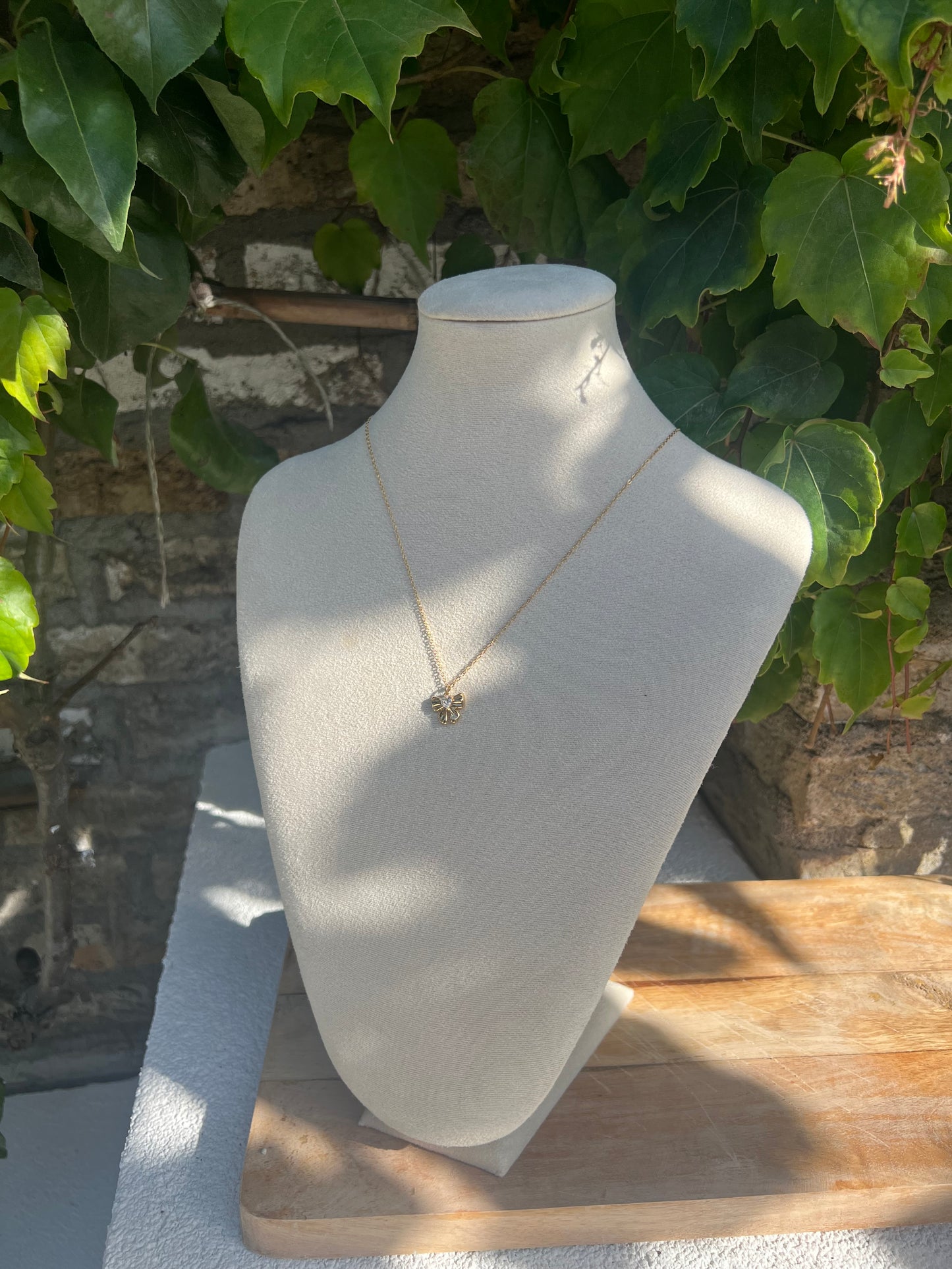 “Shiny Bow” Strikjes Ketting